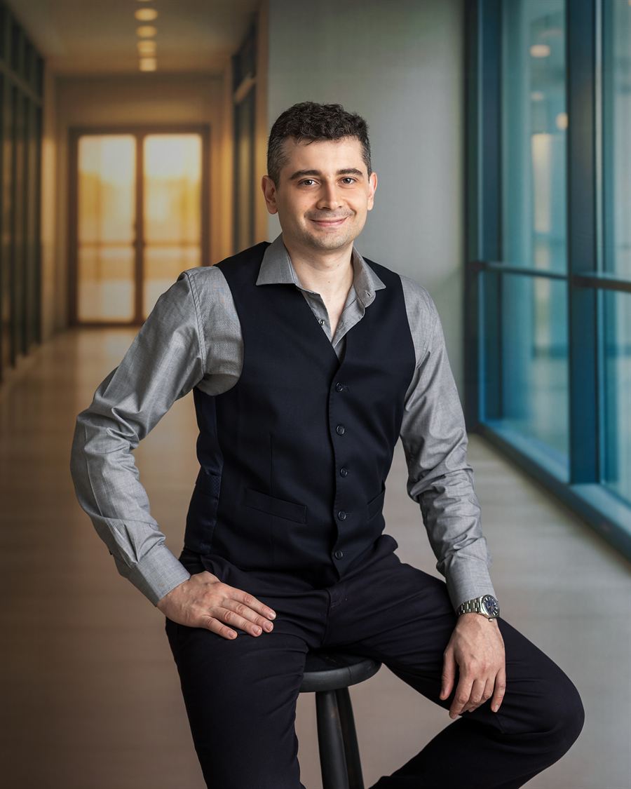 Felipe Caggiano no consultório em São Paulo
